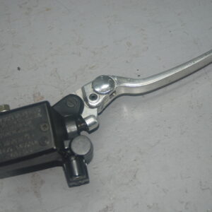 2004 YAMAHA FJR 1300 FRONT BRAKE MASTER CYLINDER