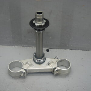 2011 TRIUMPH TIGER 800 XC BOTTOM YOKE
